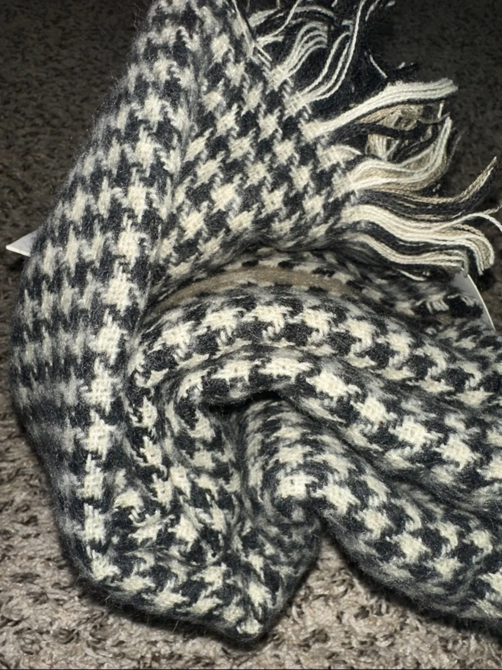 Reversible Blanket Scarf Kids Jacket Accessory - Black & Cream
